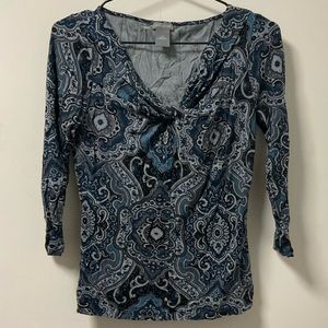 Ann Taylor Blues & Grays Nicely Patterned Viscose/Spandex Blend Top!